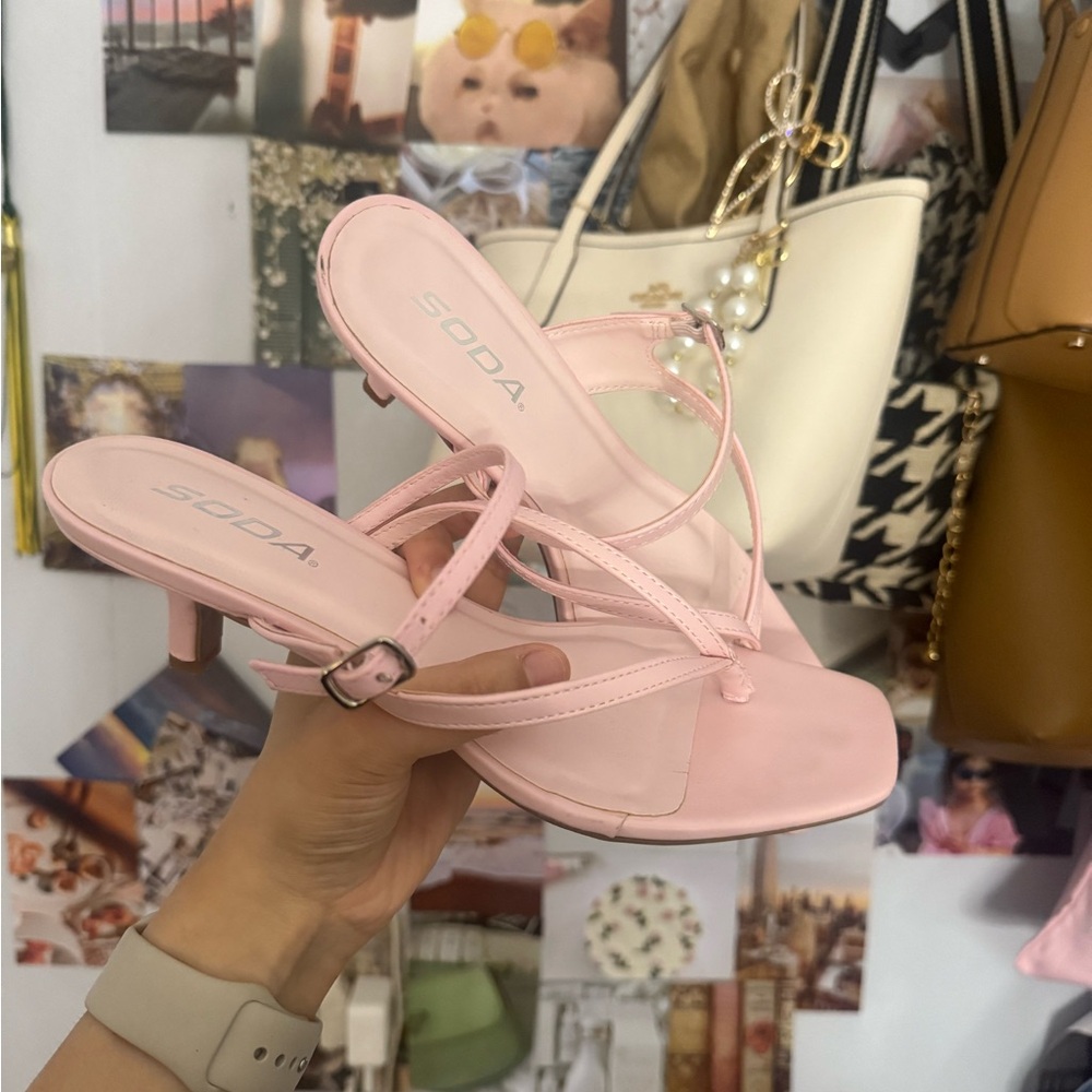 light pink kitten heels